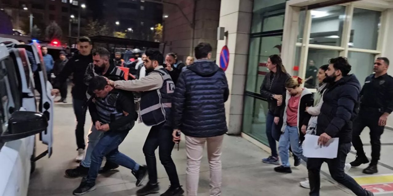 Evinde Ölü Bulunan Kadının Katili Komşusu Çıktı