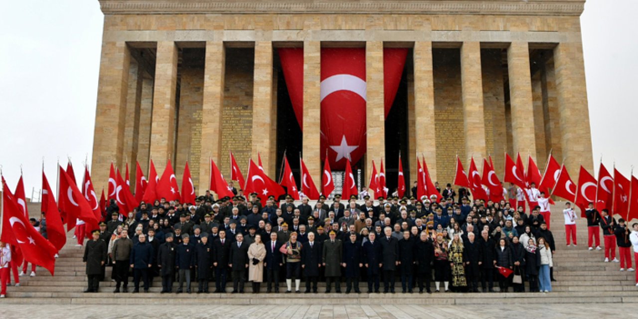 Atatürk’ün Ankara’ya gelişinin 106. yılında Anıtkabir’de resmî tören düzenlendi