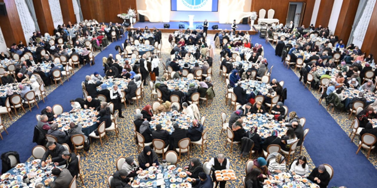 Altındağ’da yılın son buluşması: Karapürçek’te kahvaltı sofrası kuruldu