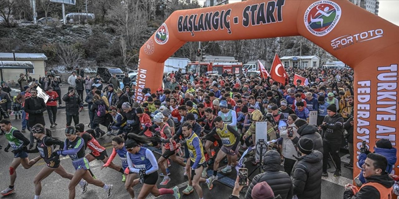 Ankara’da 90. Büyük Atatürk Koşusu coşkuyla gerçekleştirildi