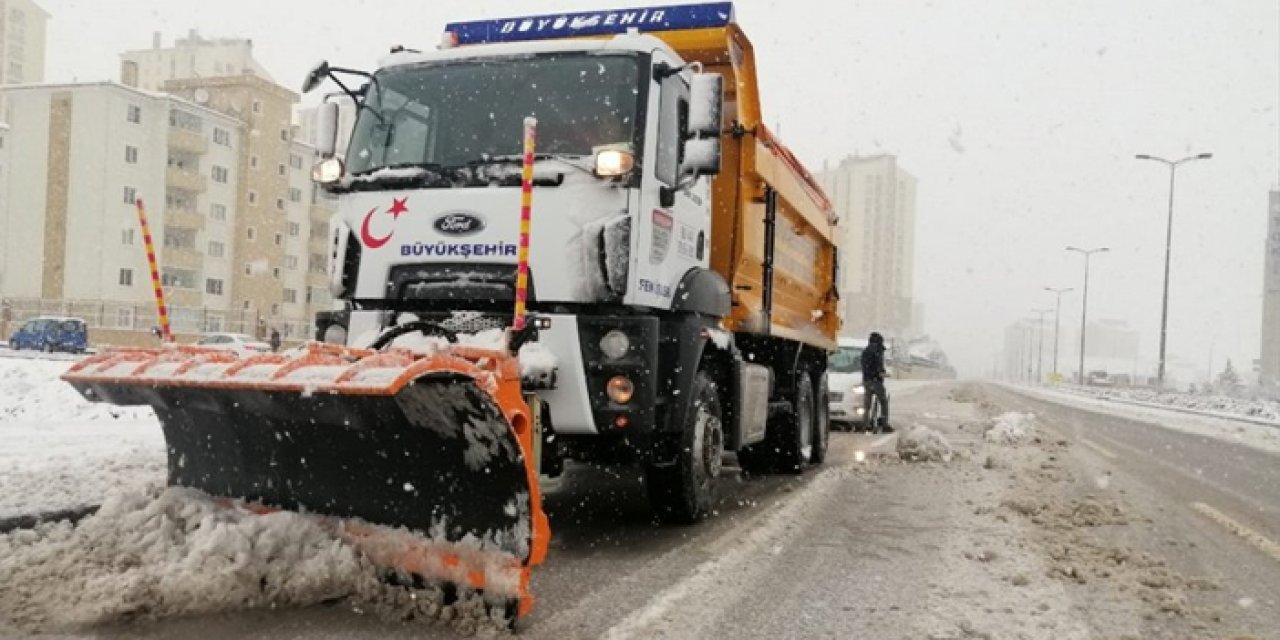 Büyükşehir paylaştı: Ankara’da yollar açık!