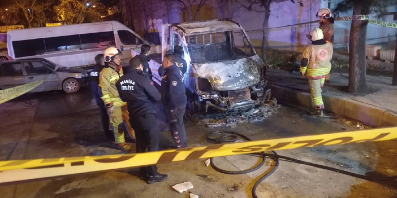 Manisa'da hurda kamyonette erkek cesedi bulundu!