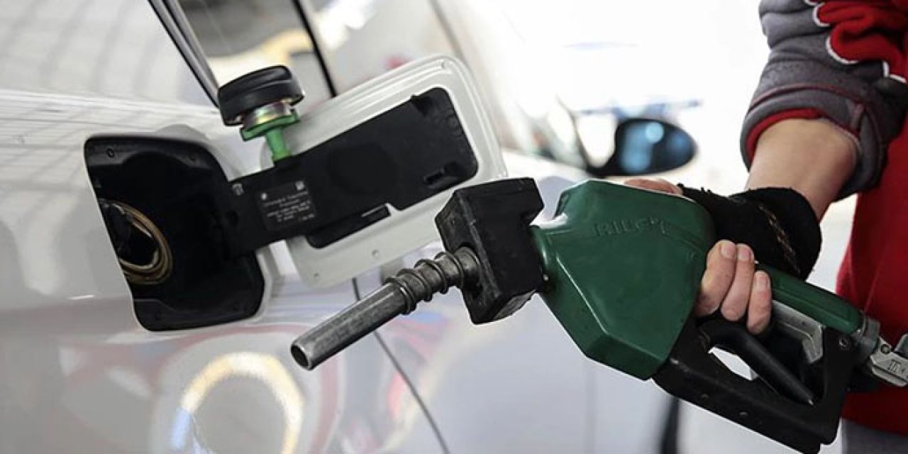Akaryakıtta büyük şok: Yılbaşıyla birlikte fiyatlar uçuyor