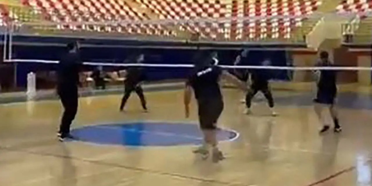 Sincan’da kurumlar arası voleybol turnuvası başladı