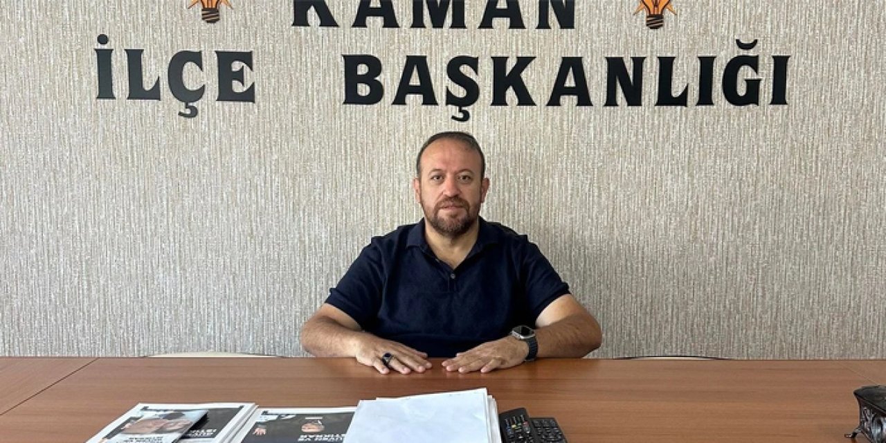AK Parti'de sürpriz ayrılık: İlçe başkanı görevini bıraktı