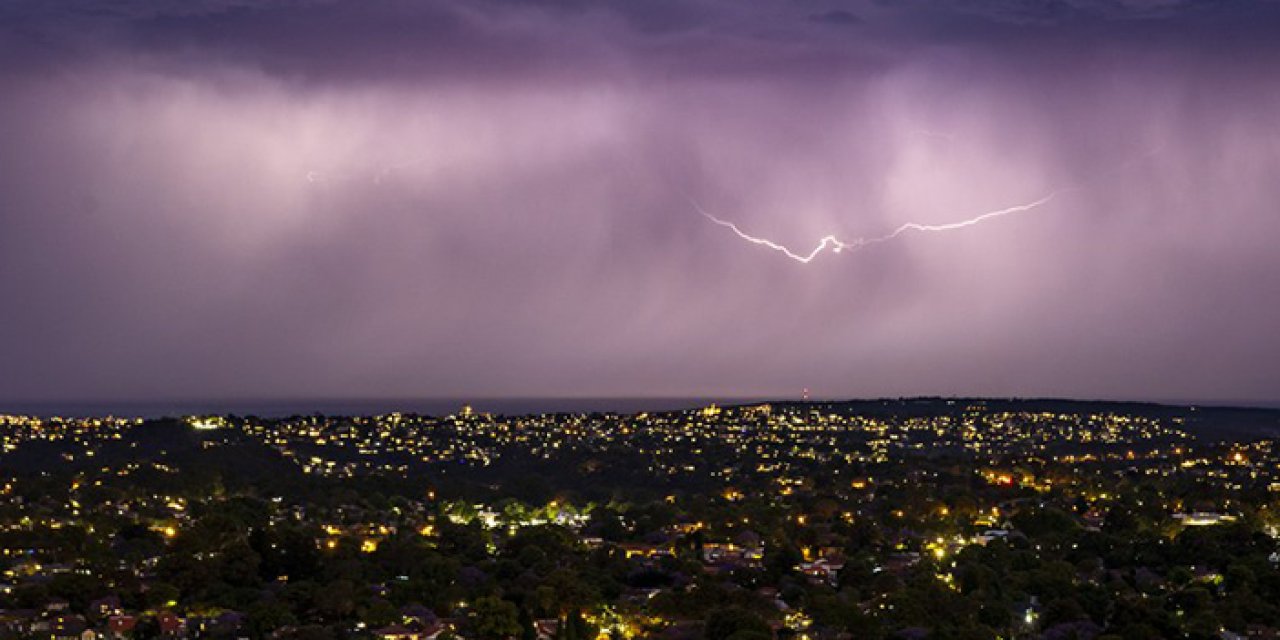 Festival alanında korkunç anlar! Yıldırım düştü, ölü ve yaralılar var
