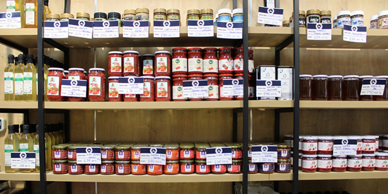 Kalecik’in yöresel tatları Kızılay’da raflarda: Vatandaşlardan ilgi büyük