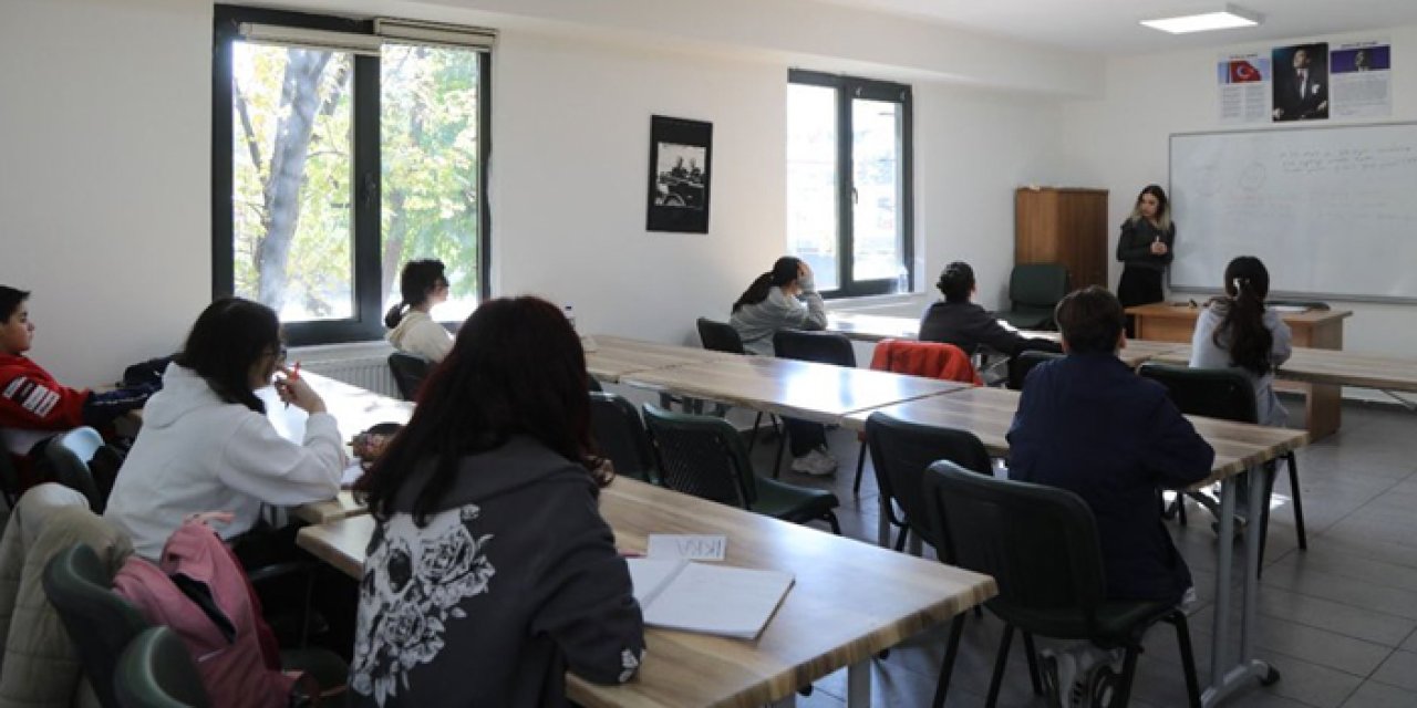 Çankaya Belediyesi’nden öğrencilere sınav desteği