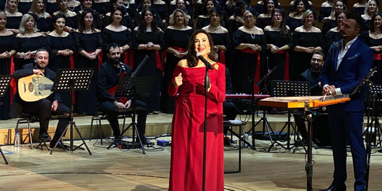 CSO Ada Ankara’da Yeşilçam gecesi: Türkan Şoray sahne aldı