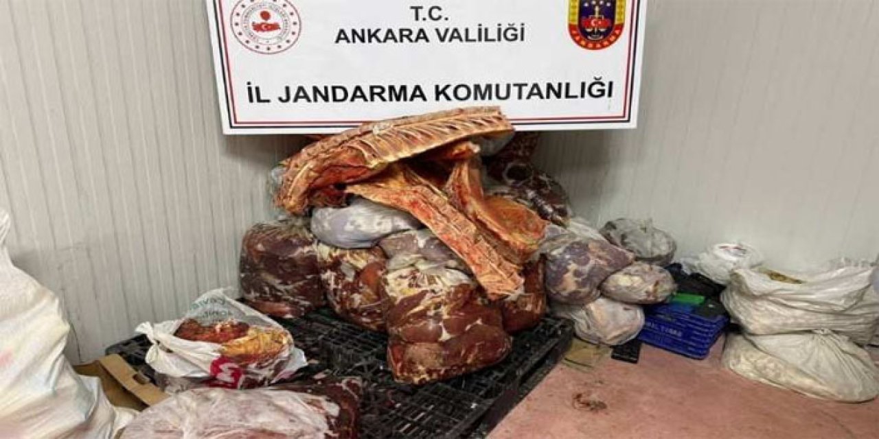 Polatlı’da 11 bin 400 kilo sahte et ve gıda ele geçirildi