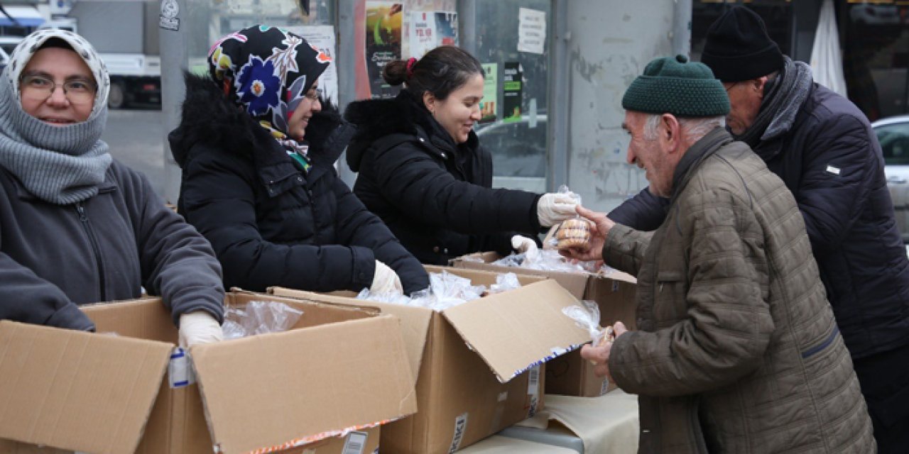 Beypazarı Belediyesi Miraç Kandili’nde ikramda bulundu