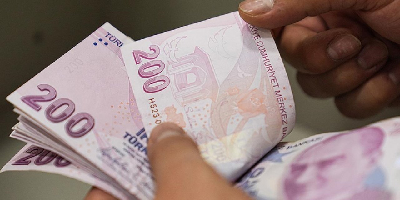 Hükümet sonunda kabul etti: Emekli maaşlarına seyyanen zam geliyor, işte tarih…