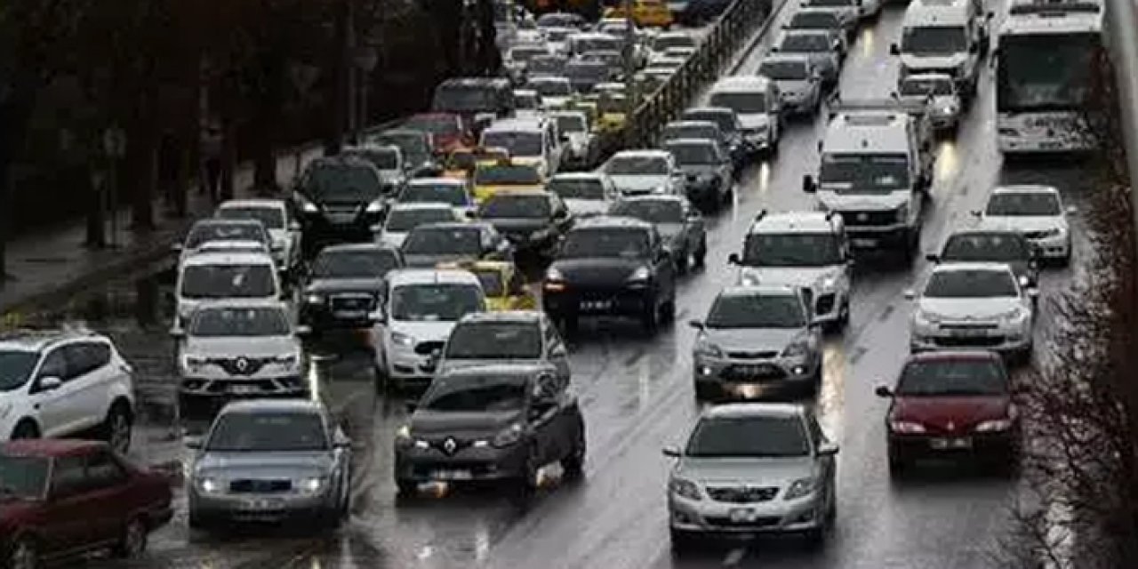 Ankara’da ANKAmall önündeki trafiğe neşter: Büyükşehir yeniliği duyurdu