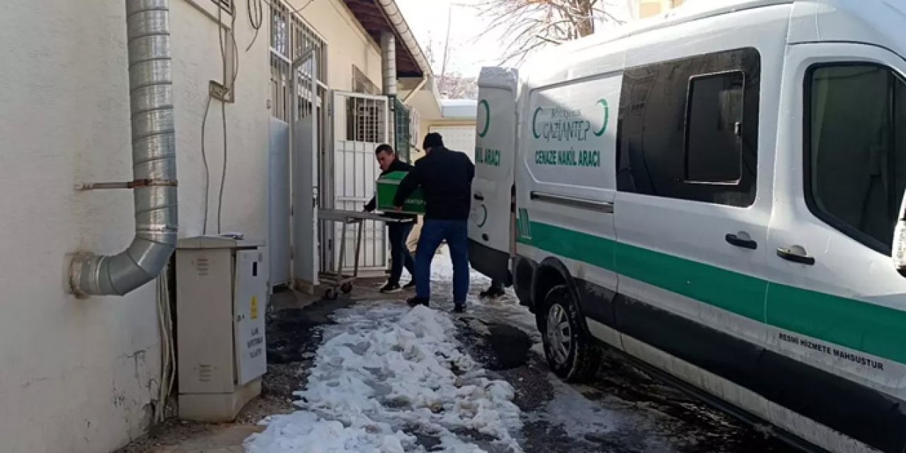 Otomobilde Kanlı Hesaplaşma: Arkadaşını Tabancayla Öldürdü