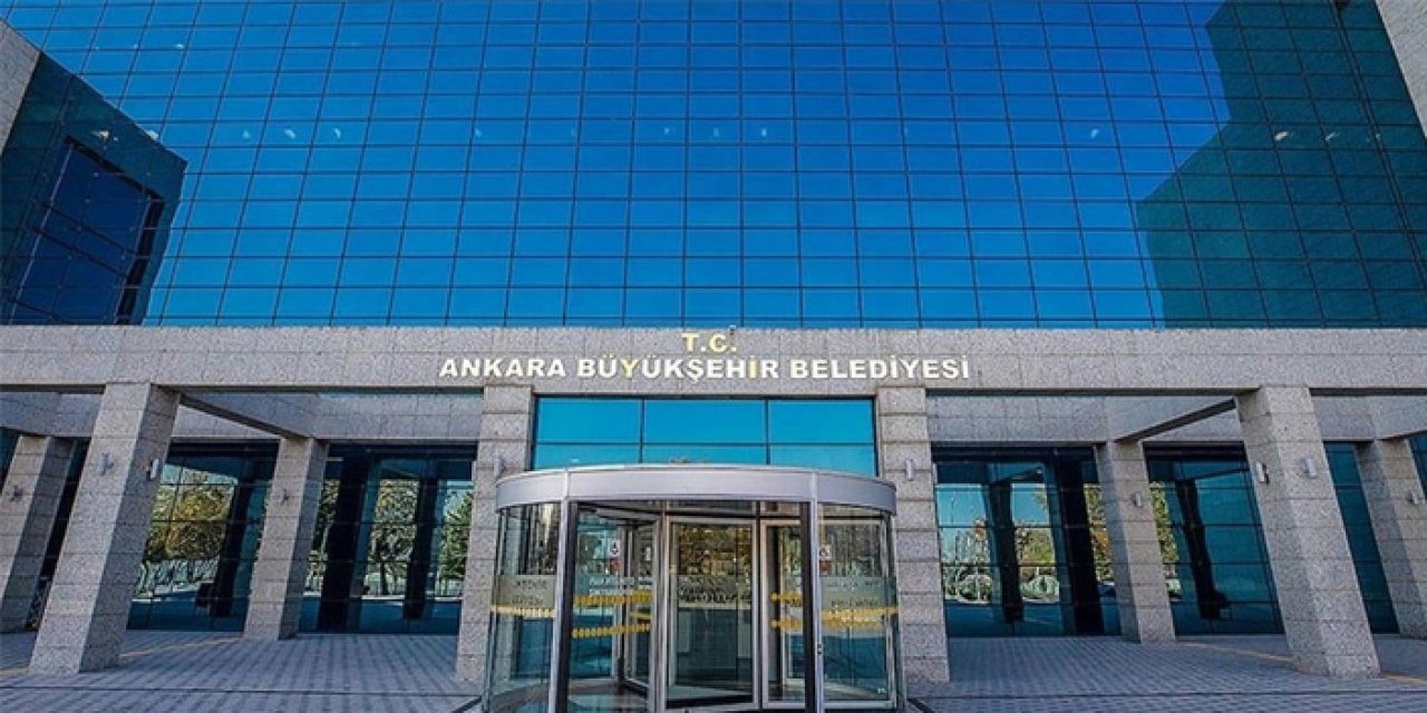 Trafik düzenlemesi sürüyor: ANKAmall önünde uygulama devam ediyor