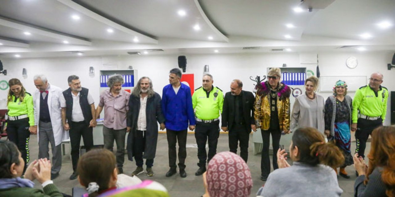 Etimesgut'ta sanat hastane koridorlarına taşındı