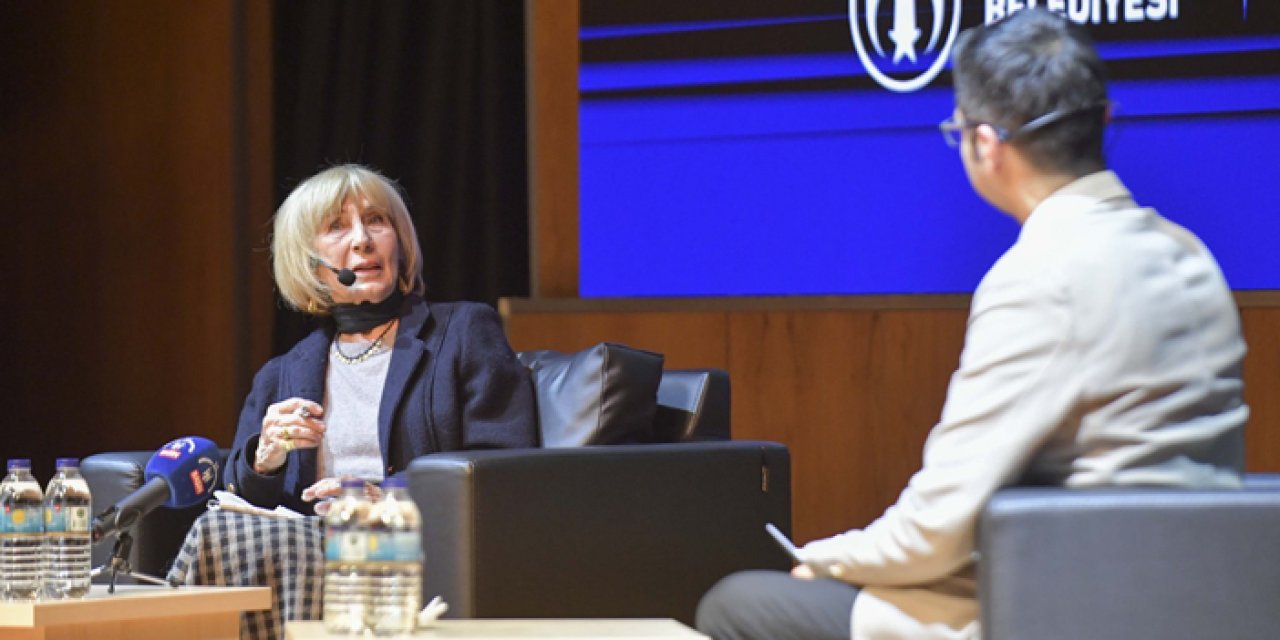 Kocatepe’de Ayşe Kulin rüzgârı