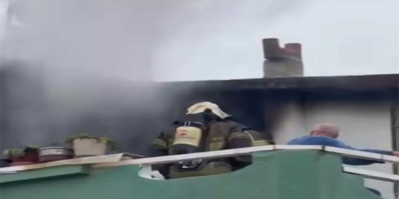 İzmir’de Evde Çıkan Yangın Can Aldı: 1 Ölü, 1 Yaralı