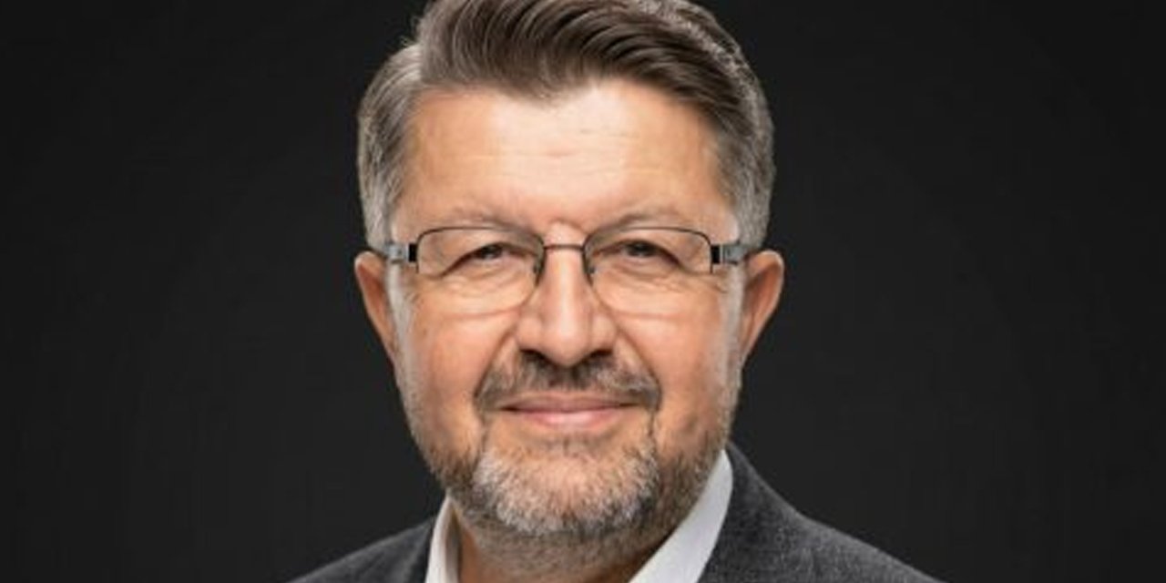 Çocukların camilerde oynamasına ilahiyatçı tepkisi: Parka gitsinler