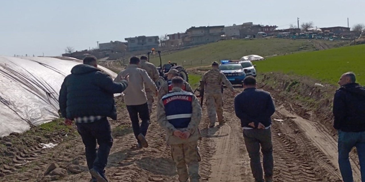 İş kazası: Silahla oynarken kendini vurdu