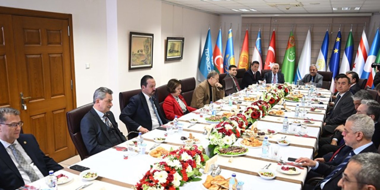 Uluslararası Türk Kültürü Teşkilatı ev sahipliğinde Ankara’da Türk dünyası iftarı