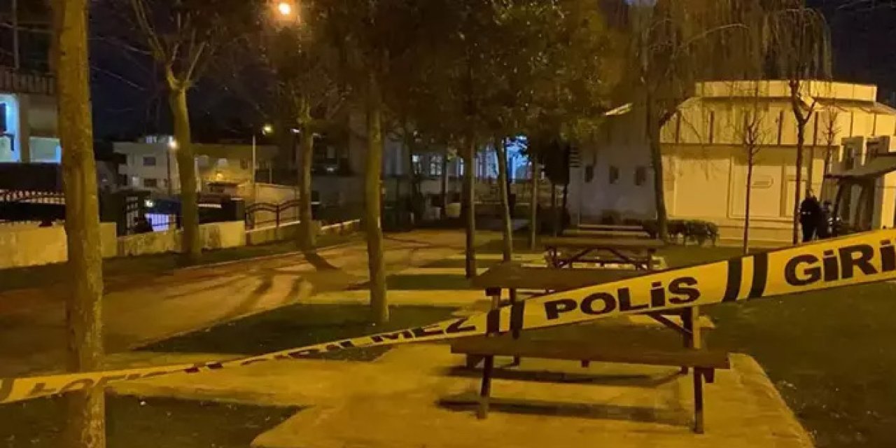 Esenyurt’ta Parkta Dehşet: Eşini Vurup Kendini Yaraladı