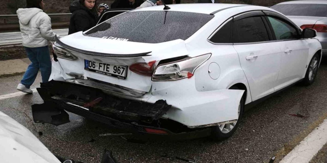 Ankara - Kırıkkale yolunda zincirleme kaza: 3 yaralı