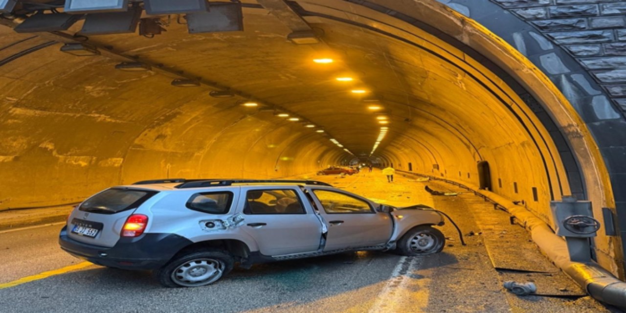 Tünel girişinde iki otomobil çarpıştı: 7 yaralı