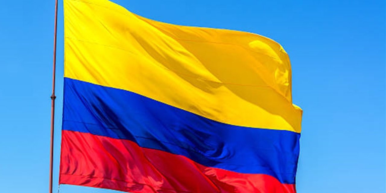 Kolombiya’da askeri personeli taşıyan nakliye uçağı düştü