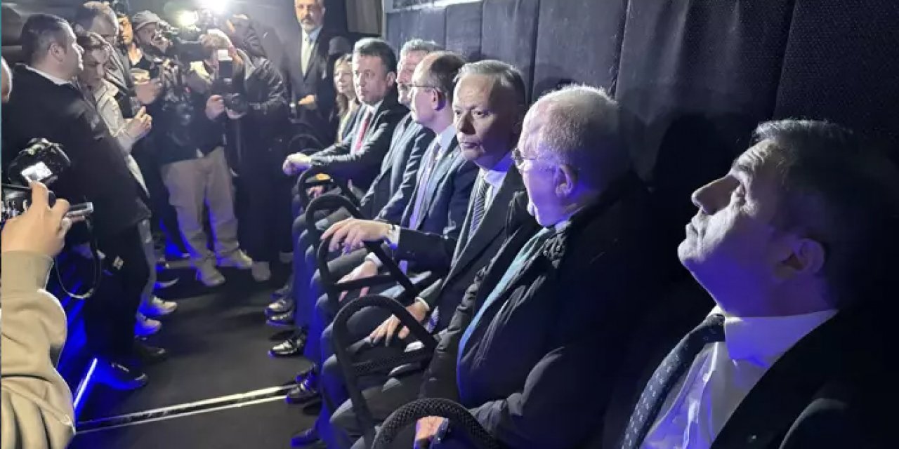 Türkiye'nin ilk uçan sineması 'Astorya' açıldı