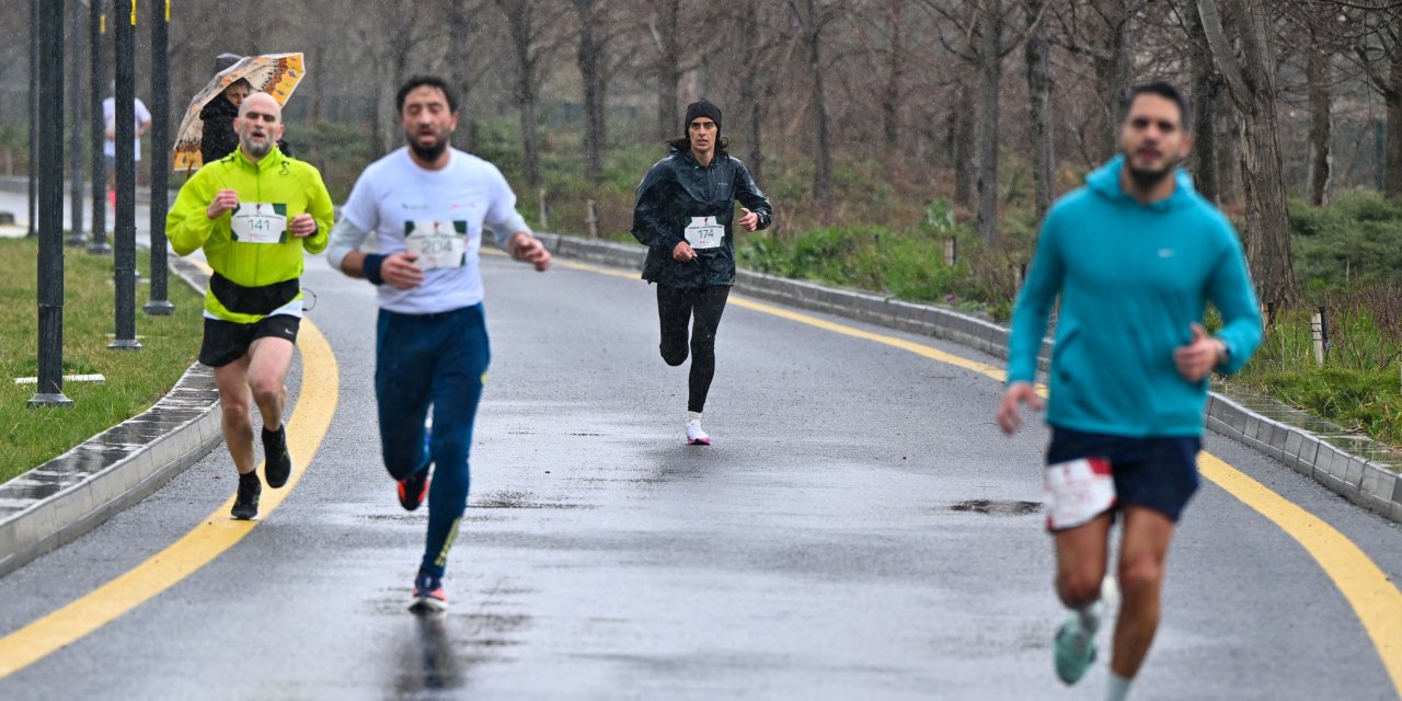 Ankara’da Tıp Bayramı Koşusu yapıldı