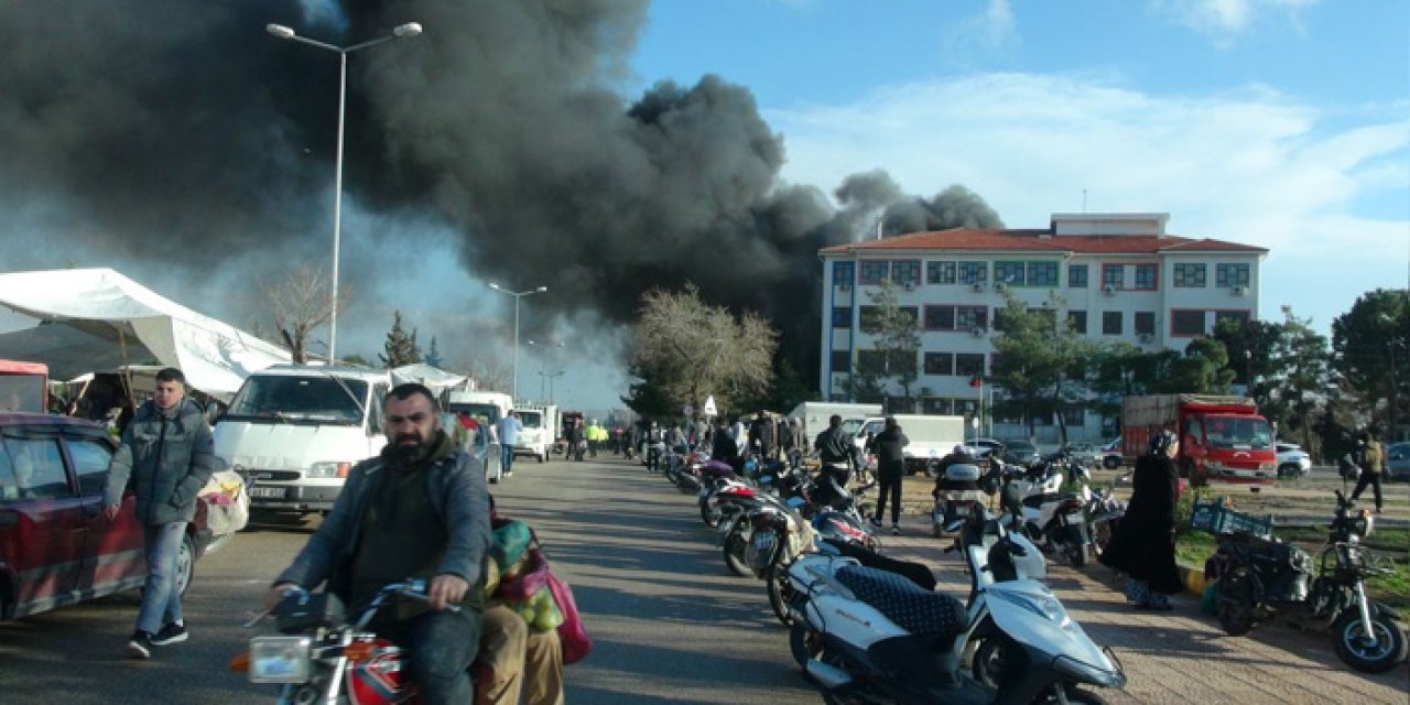 Kilis’te Okul Bahçesindeki Prefabrikte Korkutan Yangın