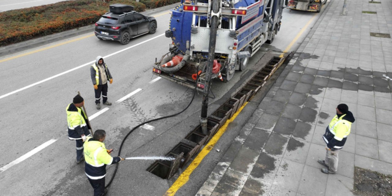 Başkentte sel riskine karşı seferberlik: 334 bin noktada temizlik