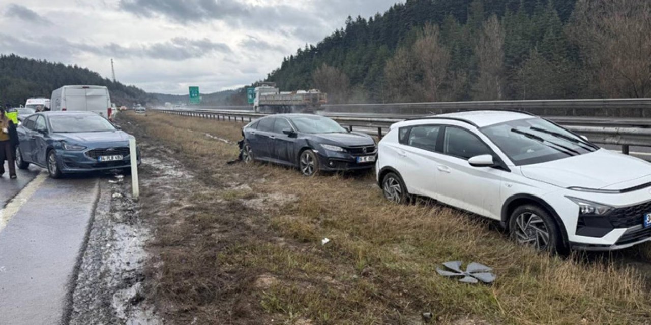 Anadolu otoyolu’nda zincirleme kaza: 9 araç birbirine girdi!