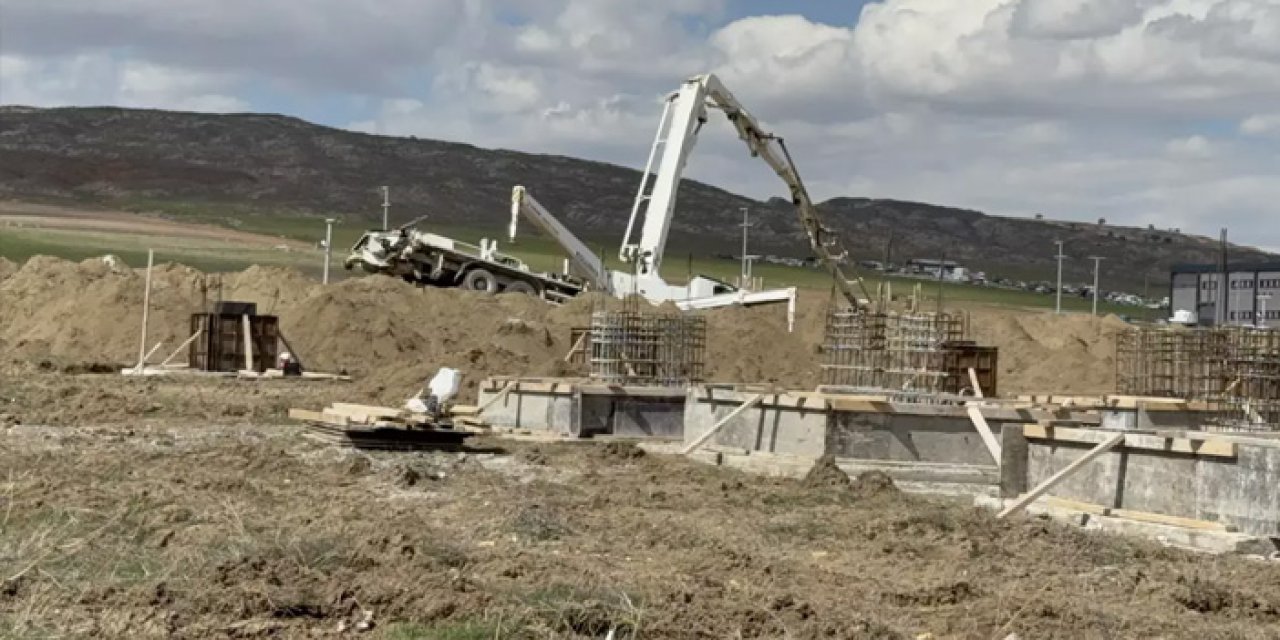 Sivas’ta inşaatta feci ölüm: İşçi beton kalıbına düştü