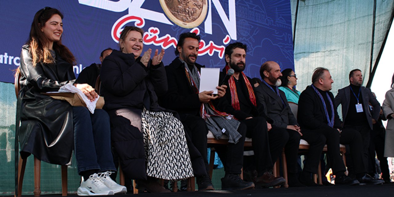 “Taşacak Bu Deniz” oyuncuları Trabzon Günleri’ne damga vurdu