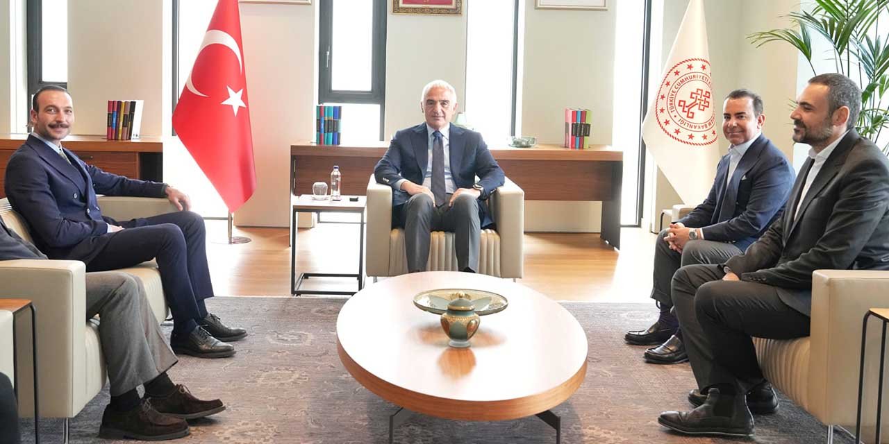 Kültür Bakanı’ndan Eşref Rüya’nın Kadir’i Görkem Sevindik’e destek