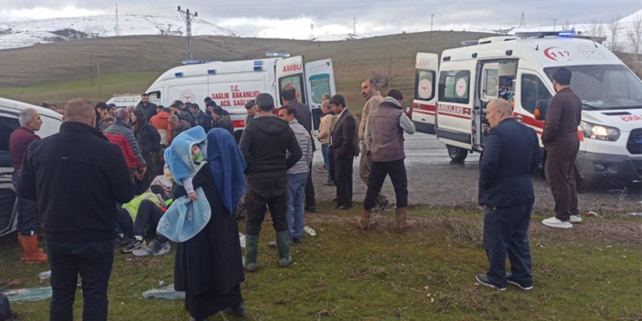 Van’da dağcıları taşıyan minibüs takla attı: 13 yaralı!