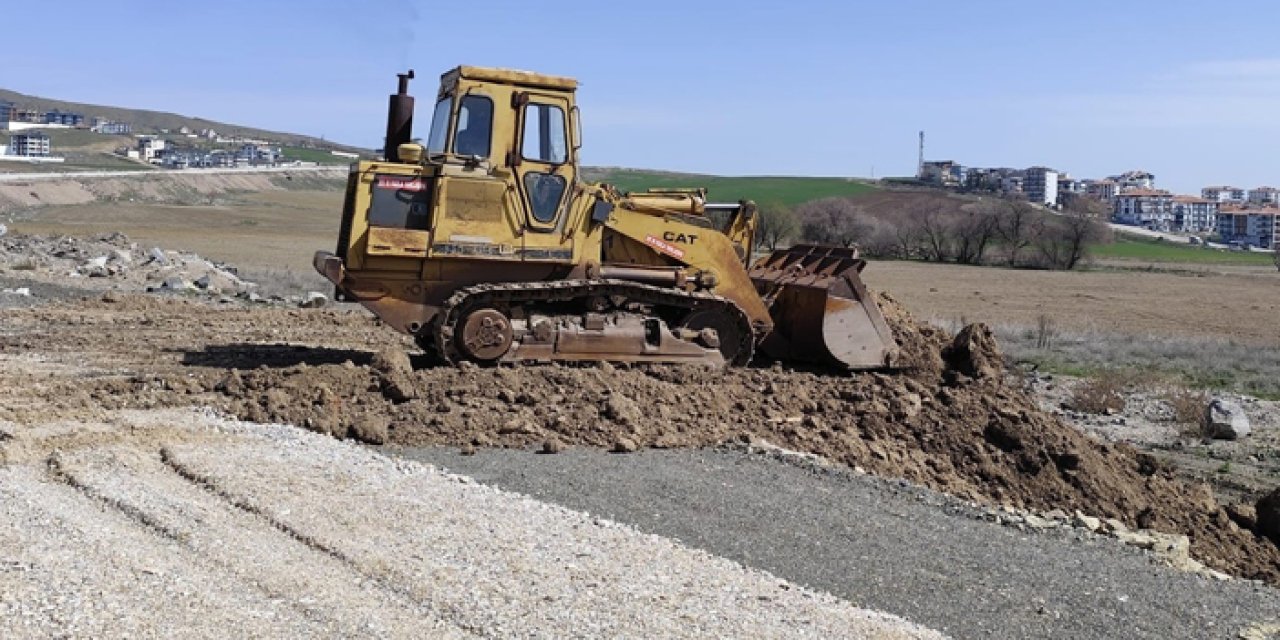 Pursaklar’da yeni yollarla ulaşım ağı genişliyor