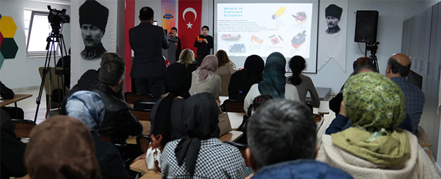 Keçiören’de Teknofest seferberliği: Genç takımlara akademik destek