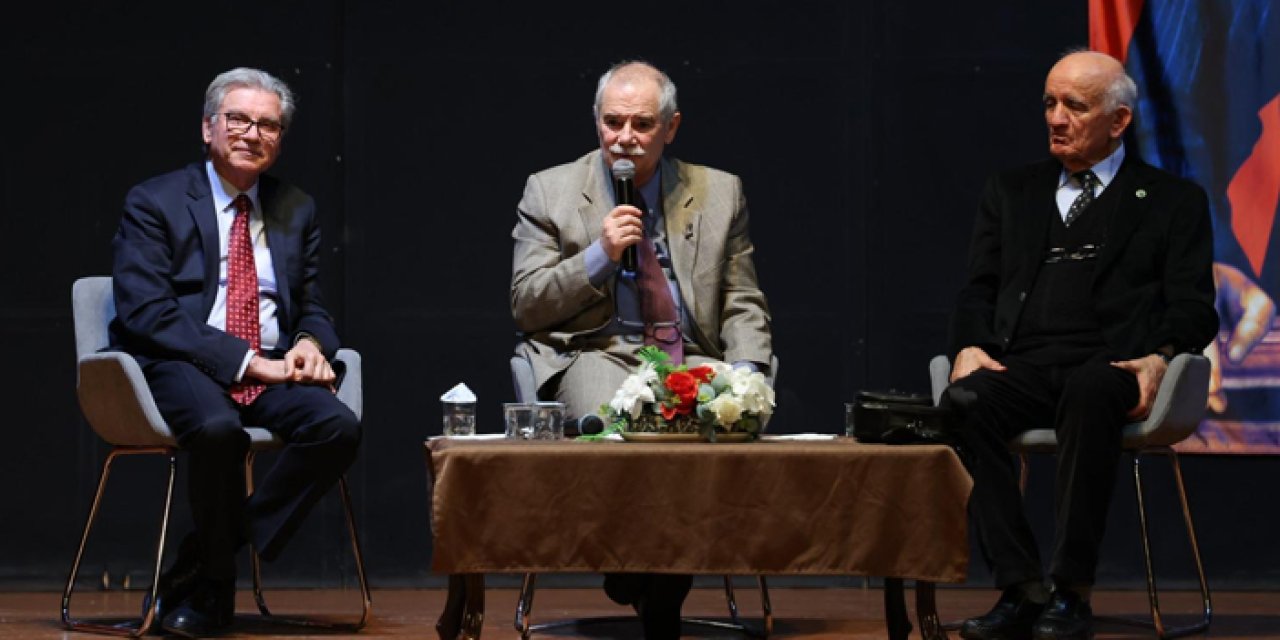 Cumhuriyetin aydınlanma meşalesi Mamak’ta yeniden yandı