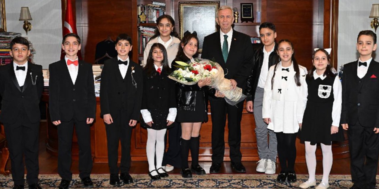 Başkentte 23 Nisan tablosu: Başkanlık koltuğu çocuklara emanet edildi