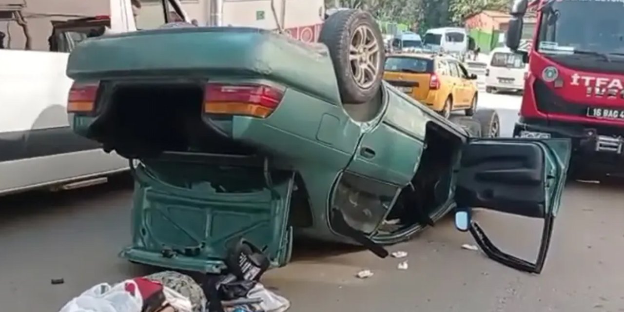 Park halindeki araca çarpıp takla attı