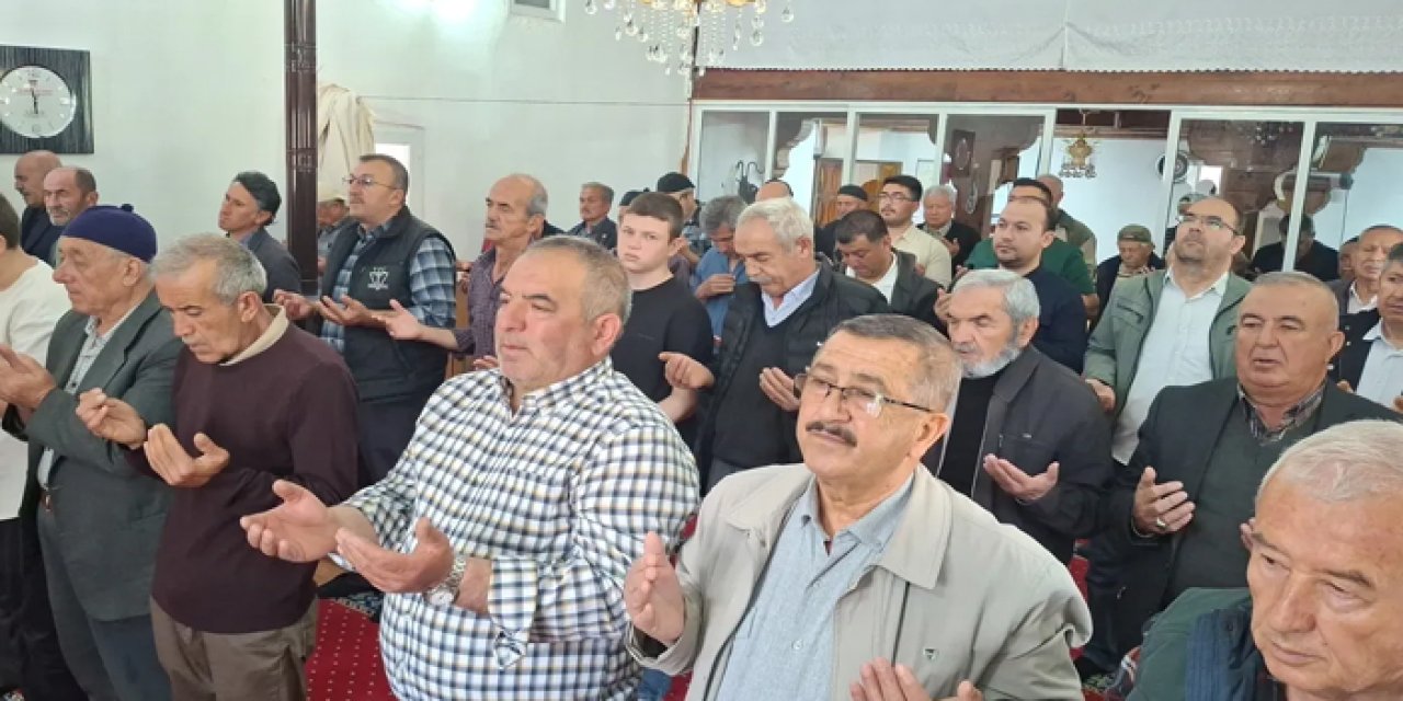 Beypazarı’nda mahallelerde yağmur duası yapıldı