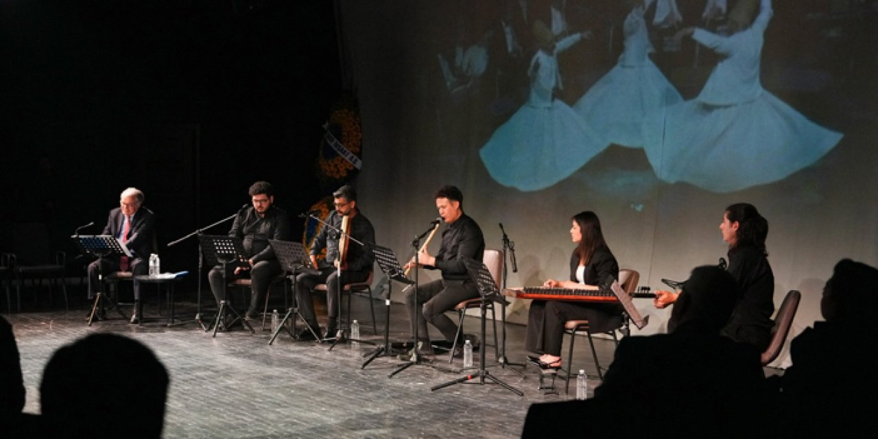 Yunus Emre Kültür Merkezi’nde tasavvuf ezgileri geceye damga vurdu