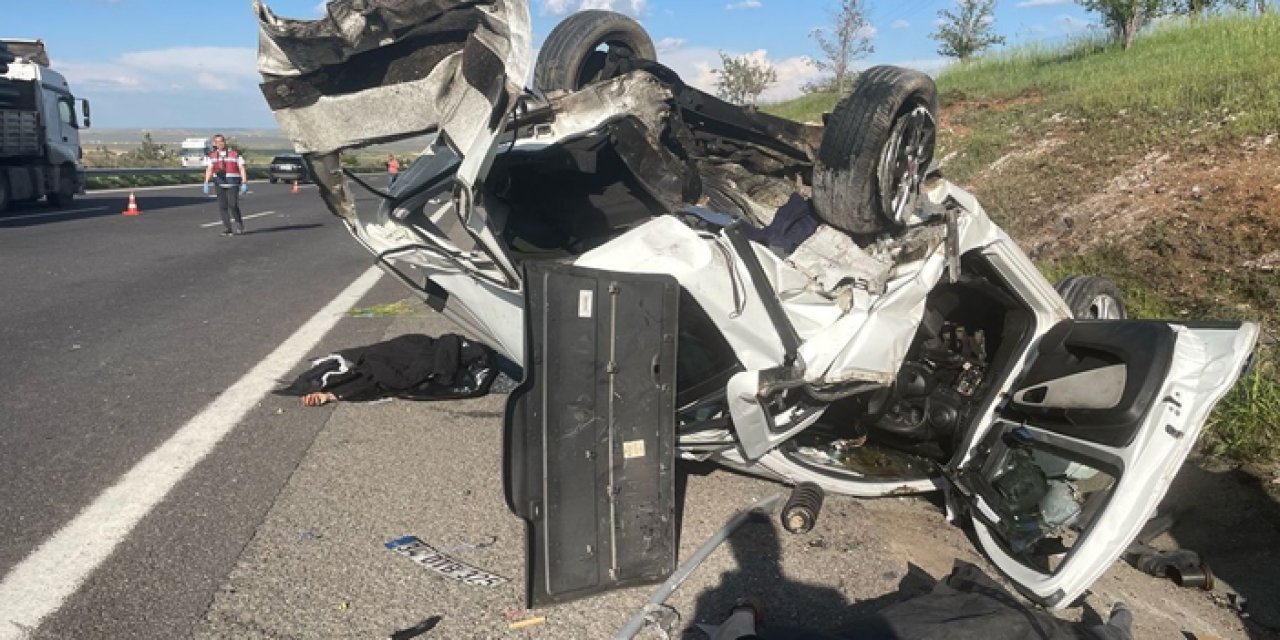 Şanlıurfa'da zincirleme kaza: 3 ölü, 5 yaralı