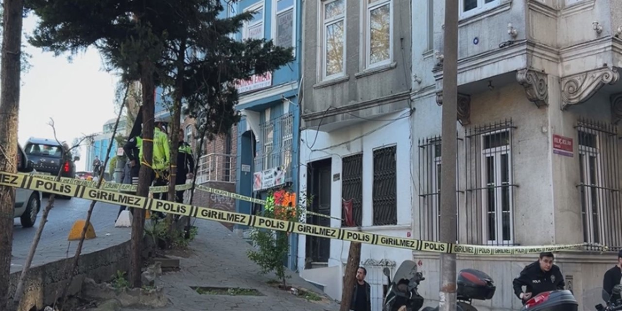 Beyoğlu'nda bir kişi evinde ölü bulundu