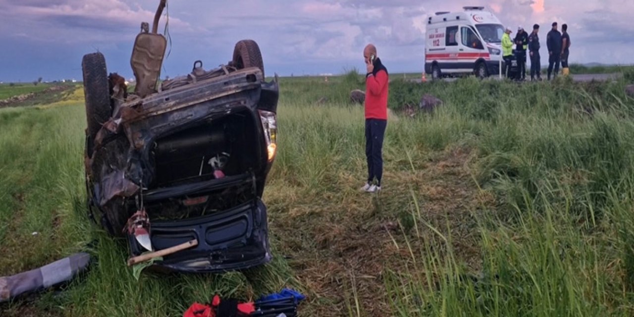 Diyarbakır’da can pazarı: Tarlaya savrulan otomobilde 11 yaralı