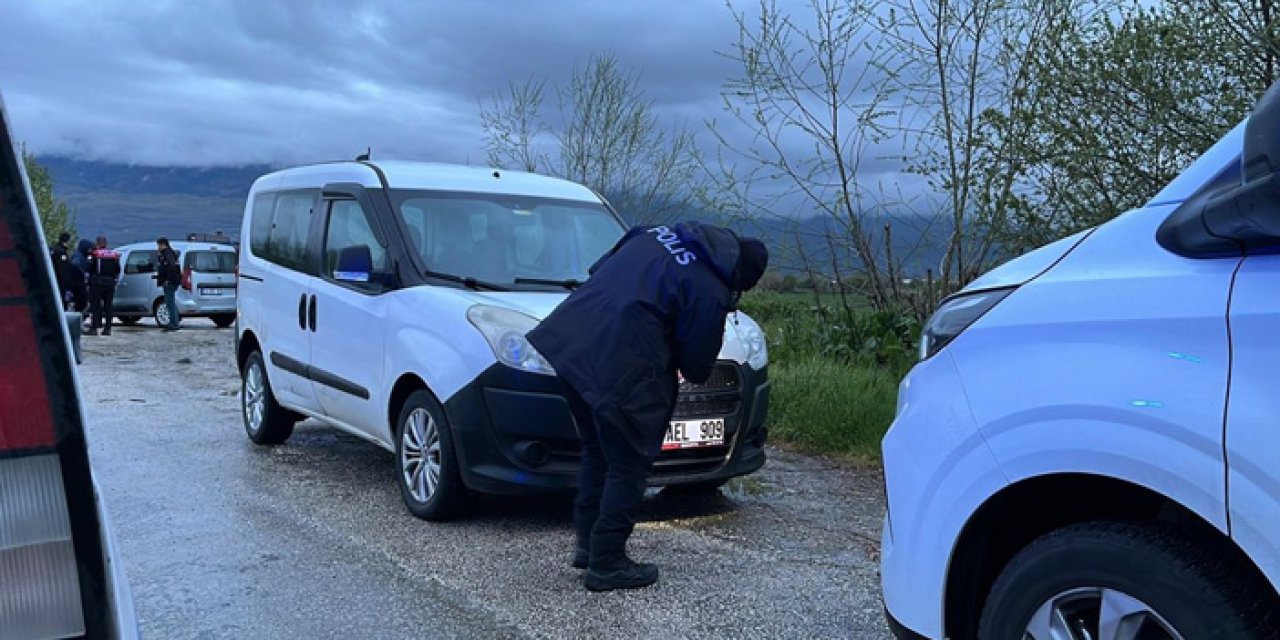 Bolu'da sokak ortasında silahlı saldırı: 1'i ağır, 2 yaralı