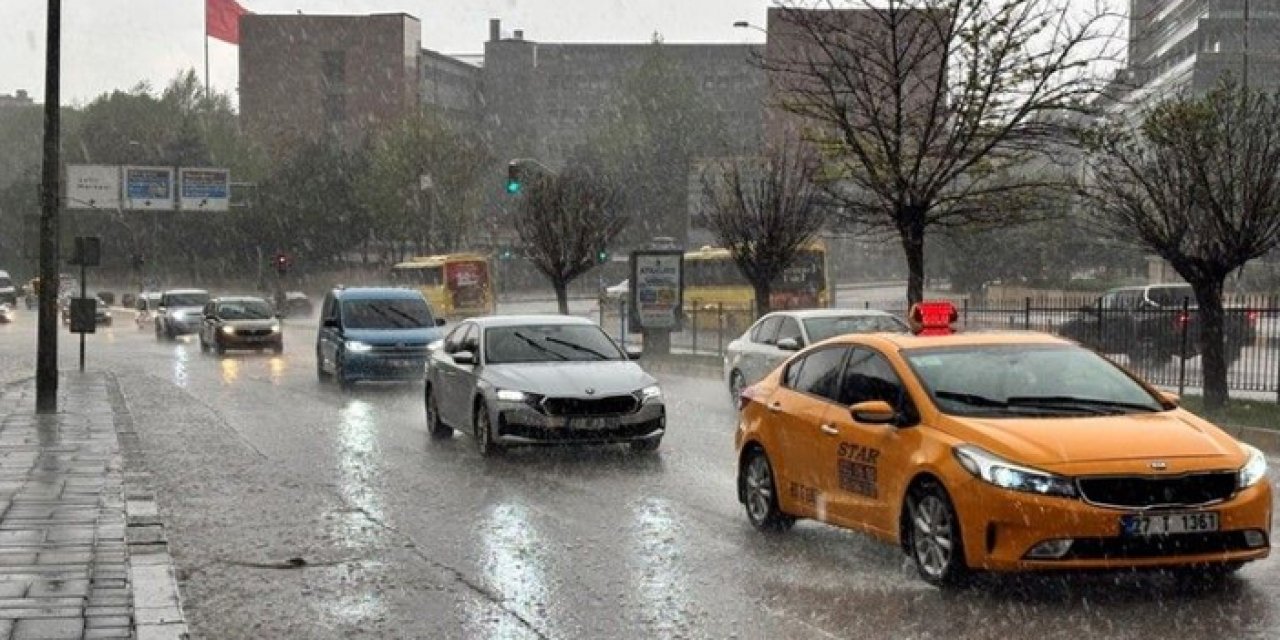 Gaziantep ile Şanlıurfa'yı sağanak ve şiddetli fırtına vurdu! 1 kişi hayatını kaybetti, 51 kişi yaralandı